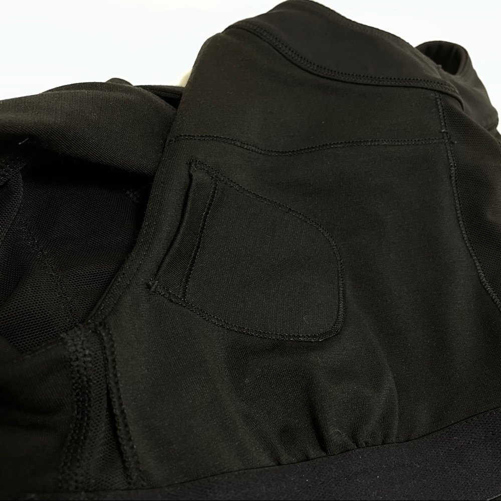 Lululemon Run🏃♀️Make It Count Tank Sz 6 = Sm - Picture 7 of 9